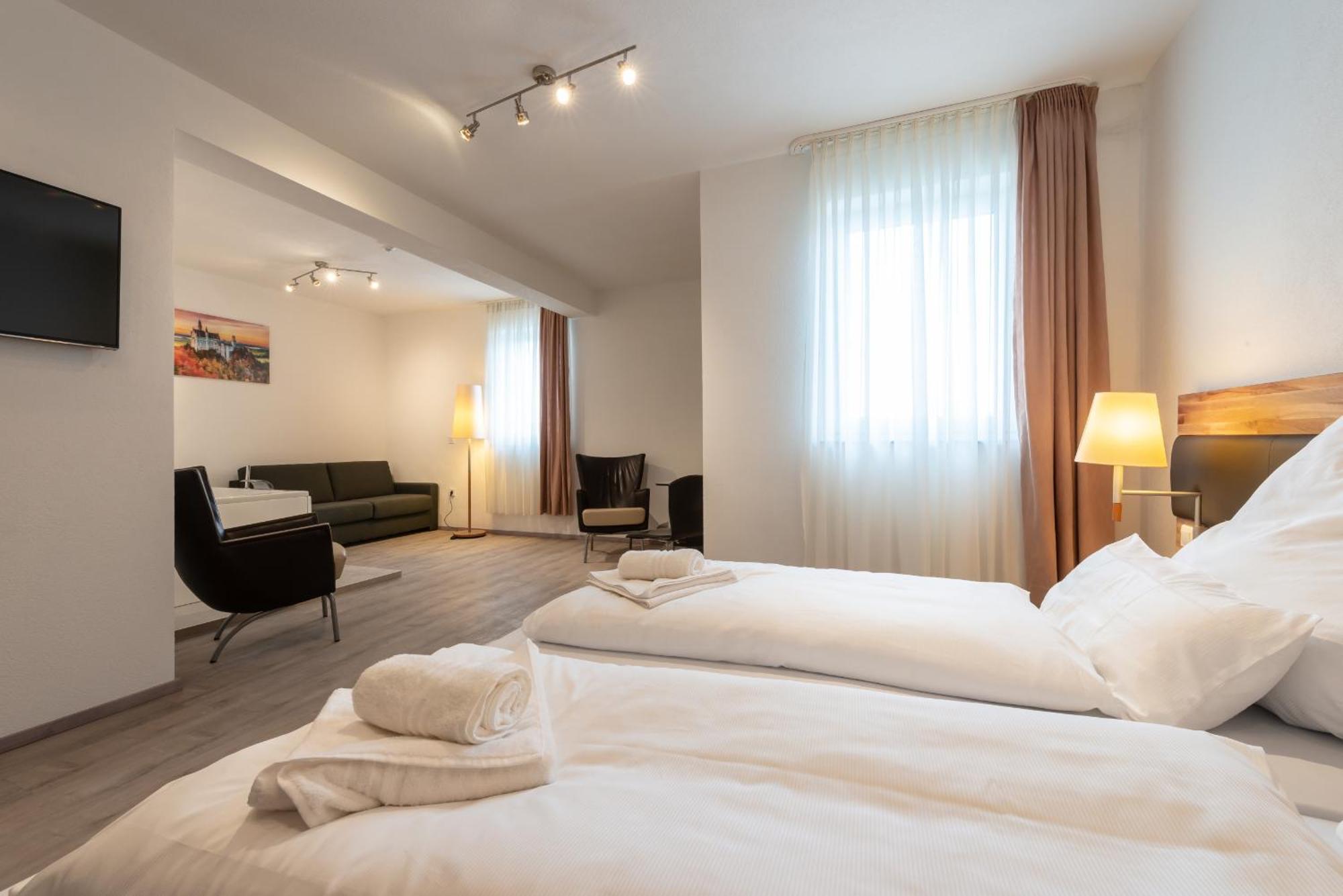 Hotel In Laisen รอยท์ลิงเงน ห้อง รูปภาพ